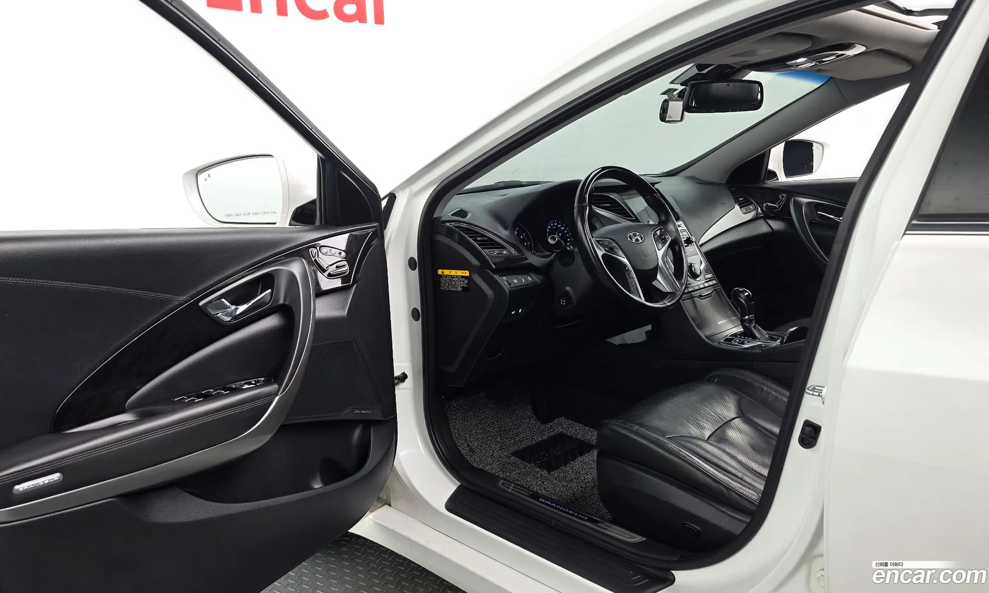 Hyundai Grandeur HG 2015 — 12