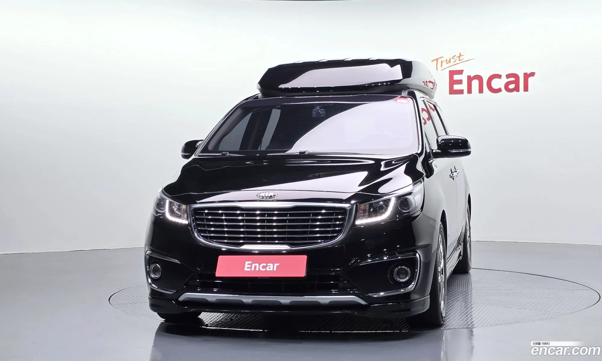 Kia Carnival 2015 — 2