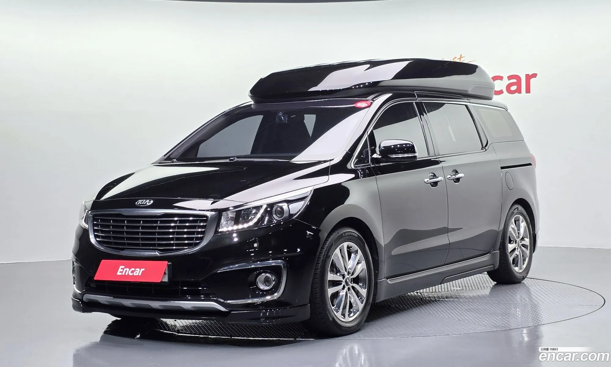 Kia Carnival 2015 — 3