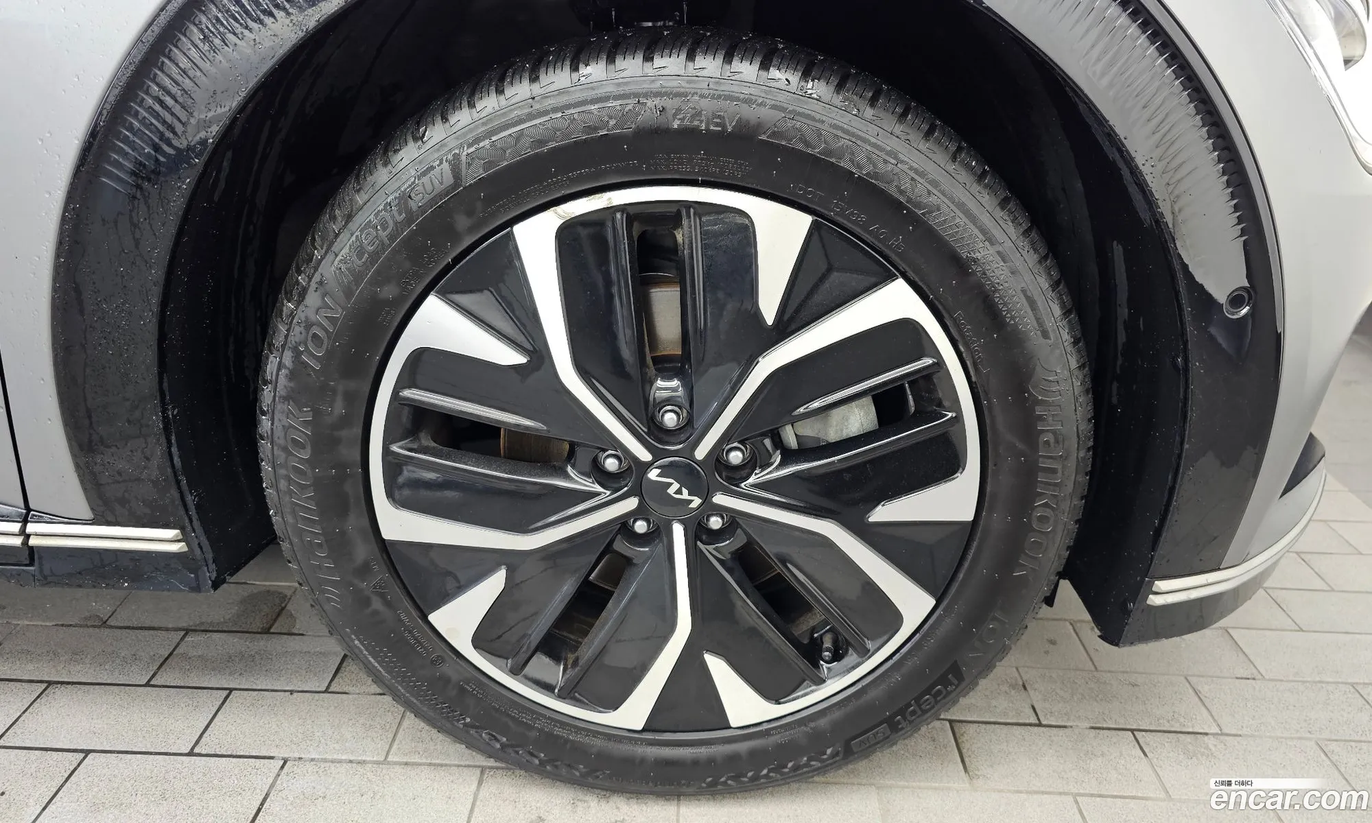 Kia EV6 2023 KNAC381AFPA133694 — 8