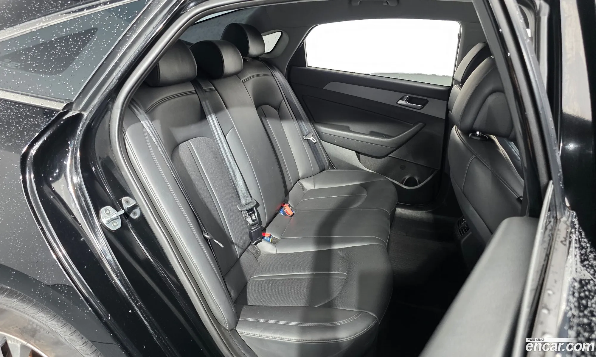Hyundai LF Sonata 2016 KMHE241CBGA235014 — 3