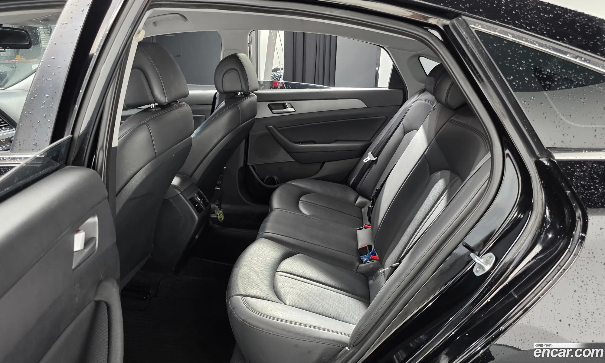 Hyundai LF Sonata 2016 KMHE241CBGA235014 — 30