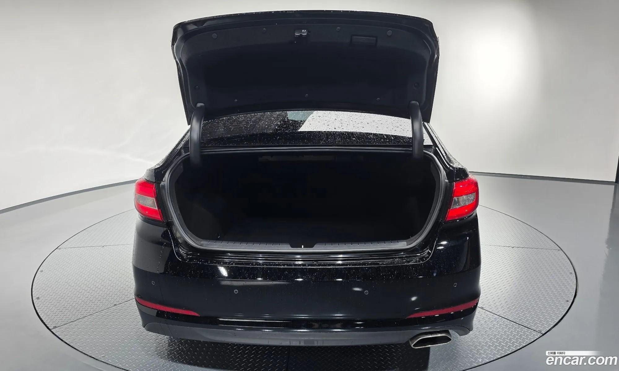 Hyundai LF Sonata
