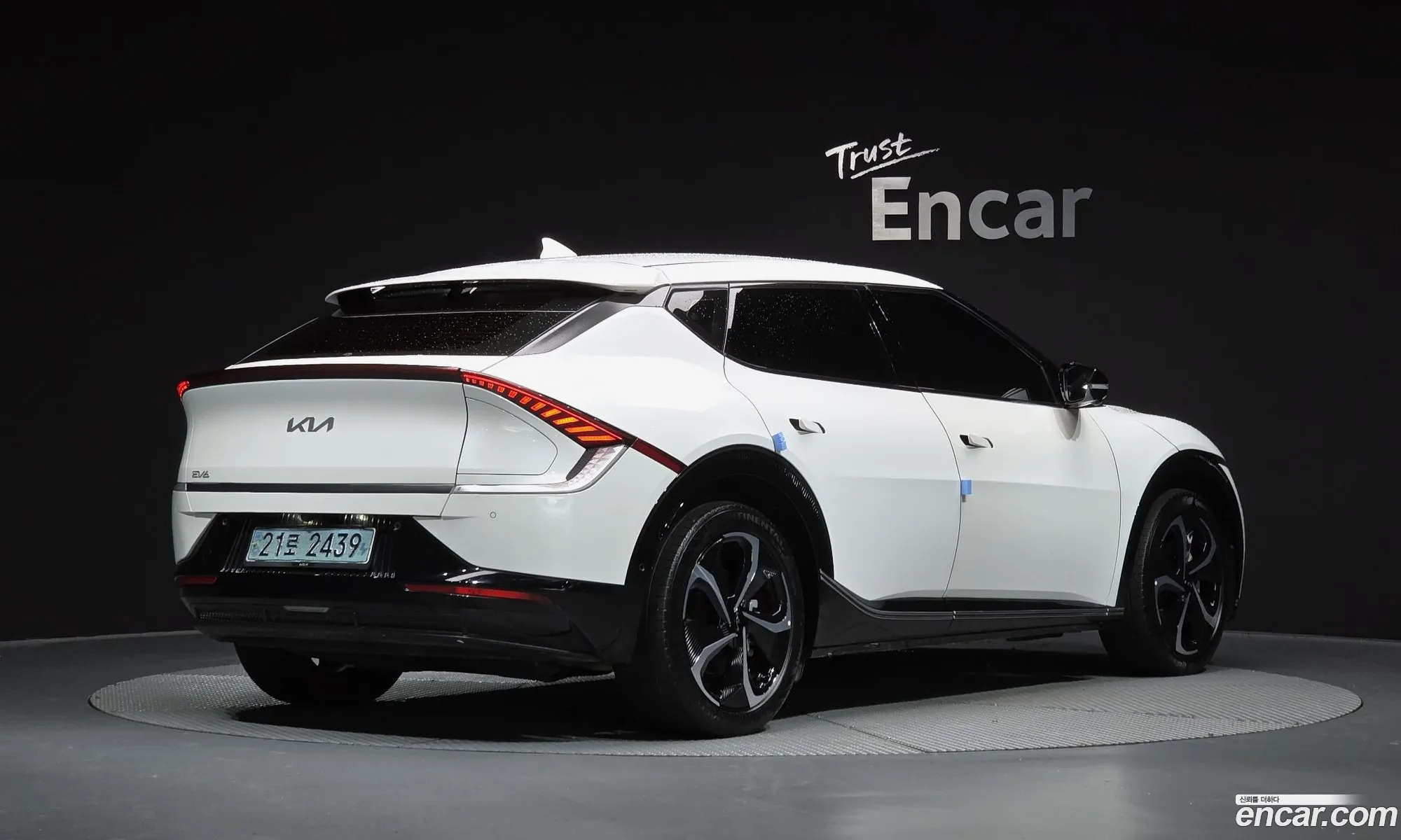 Kia EV6 2021 KNAC381AFNA010477 — 13
