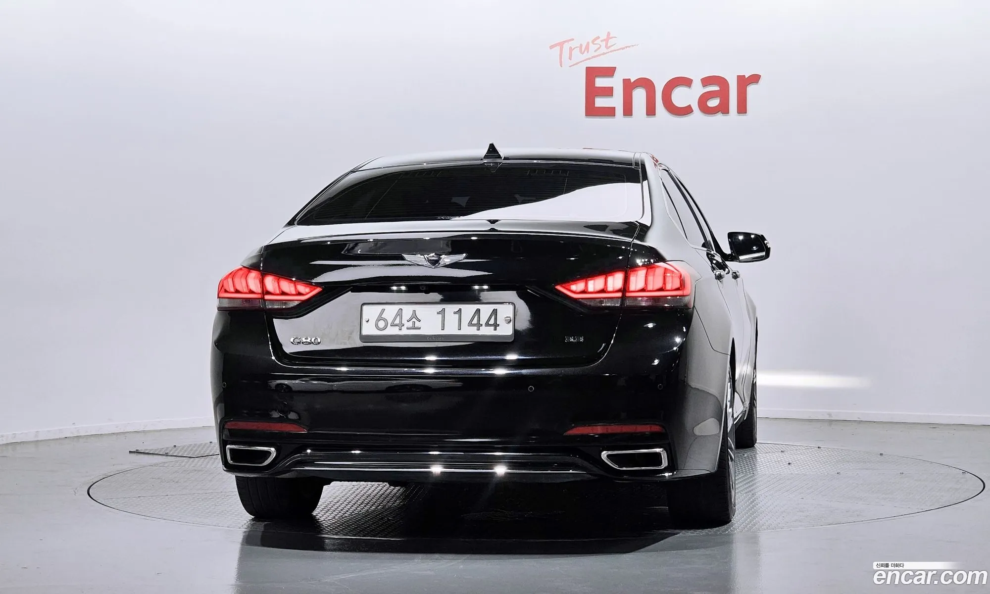 Genesis G80 2018 KMHGL41DBKU302133 — 4