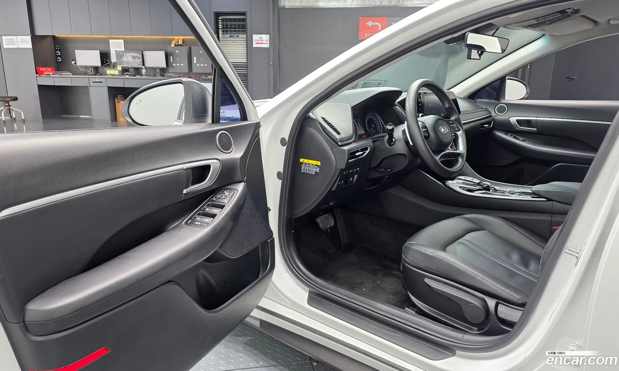 Hyundai Sonata 2019 — 30