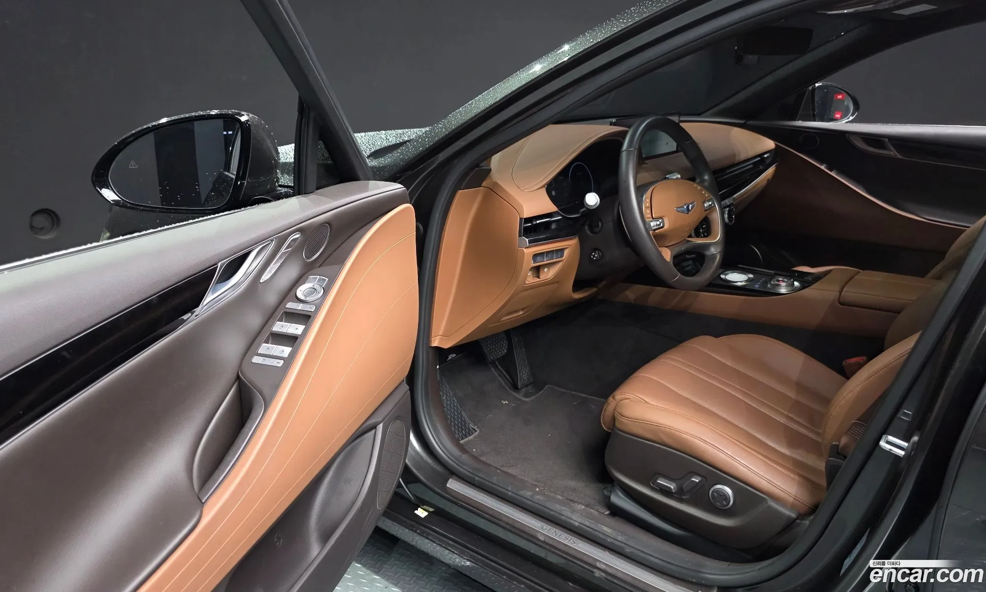 Genesis G80 2022 KMTGB41CBNU128008 — 4