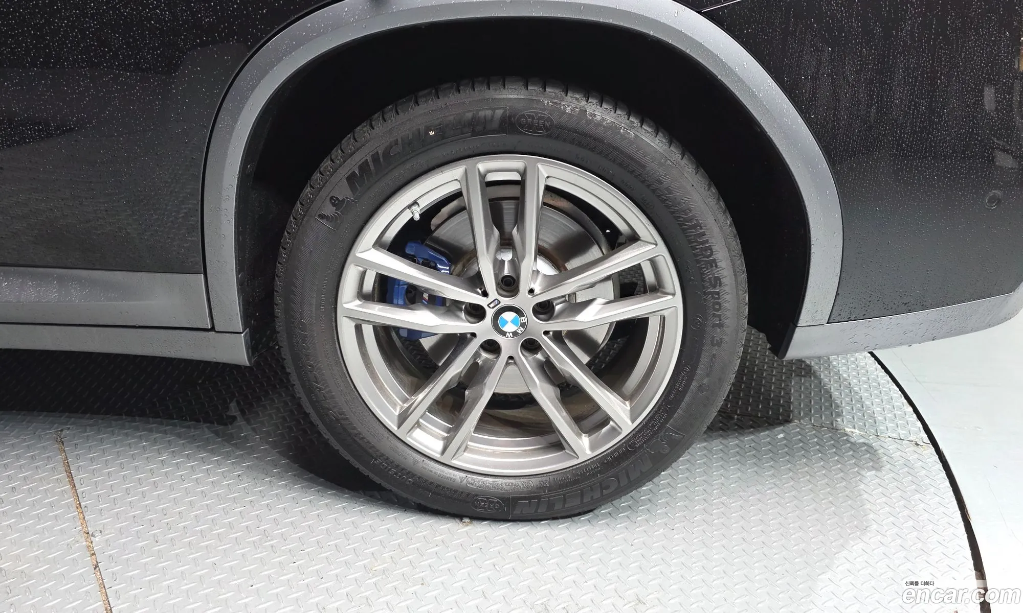 BMW X4 2021 WBA2V9105M9H28895 — 9
