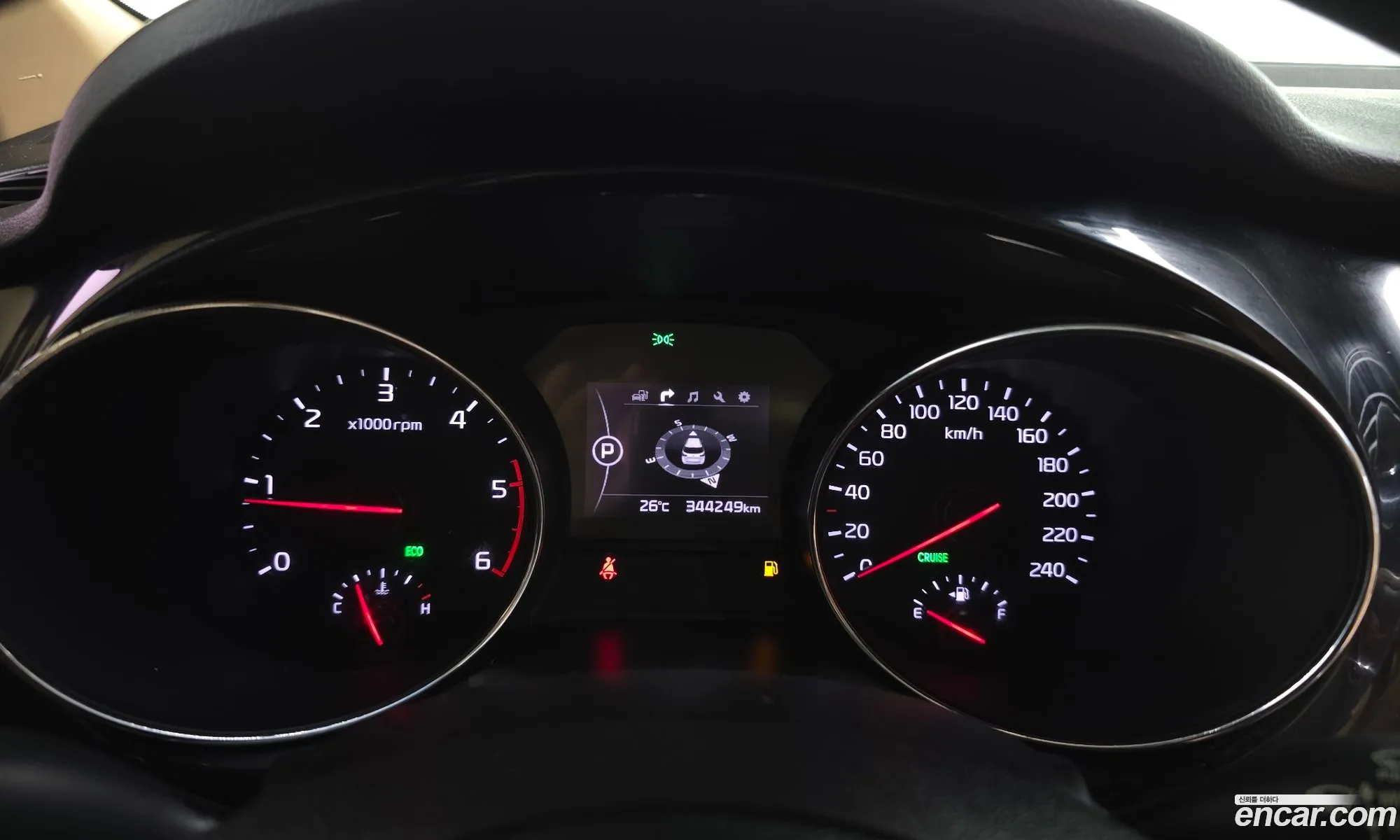 Kia Carnival 2017 — 12