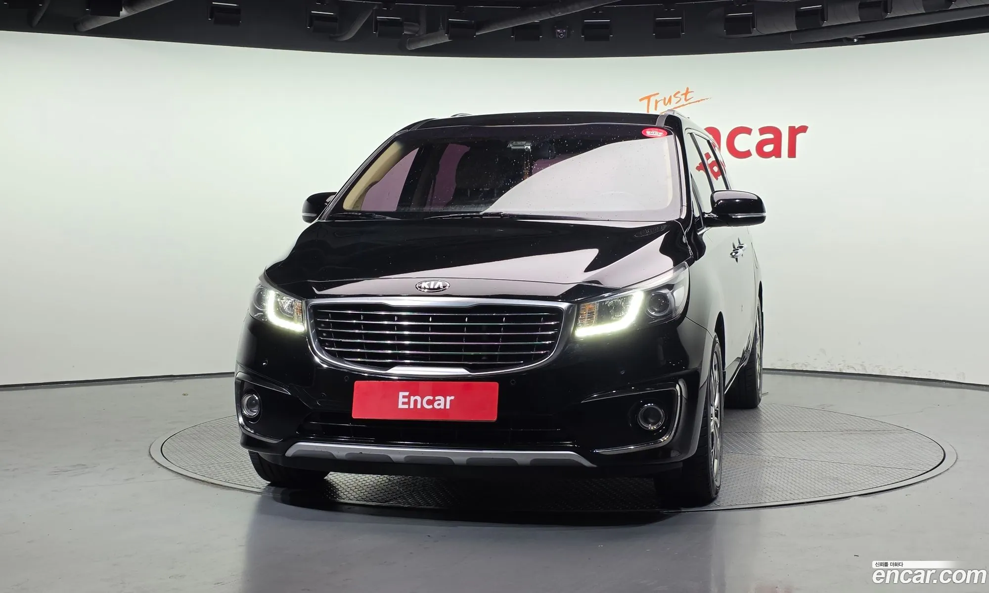 Kia Carnival 2017 — 13