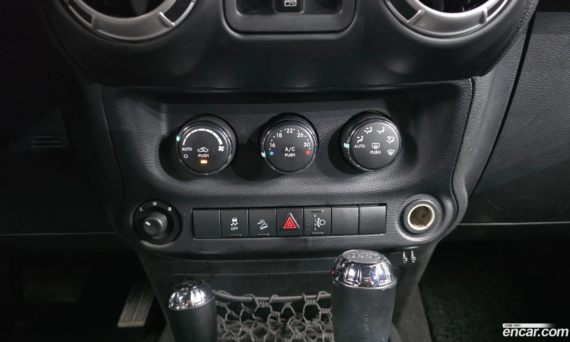 Jeep Wrangler 2013 — 11