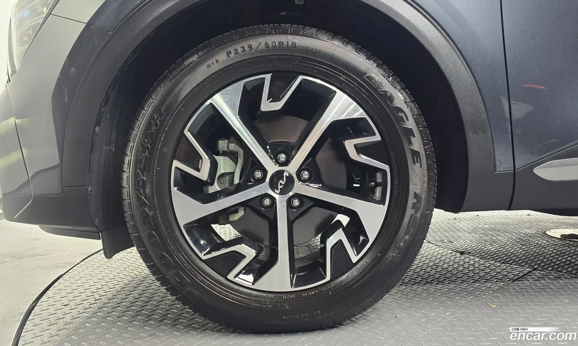 Kia Sportage Hybrid 2023 — 17