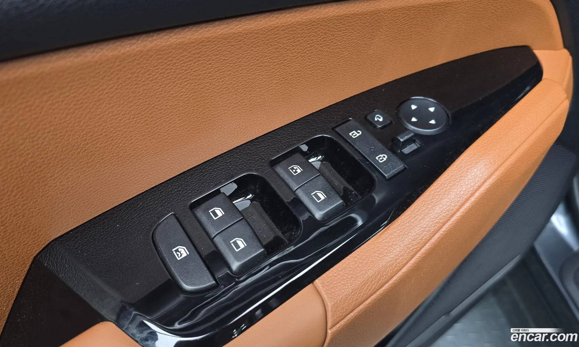 Kia Sportage Hybrid 2023 — 18