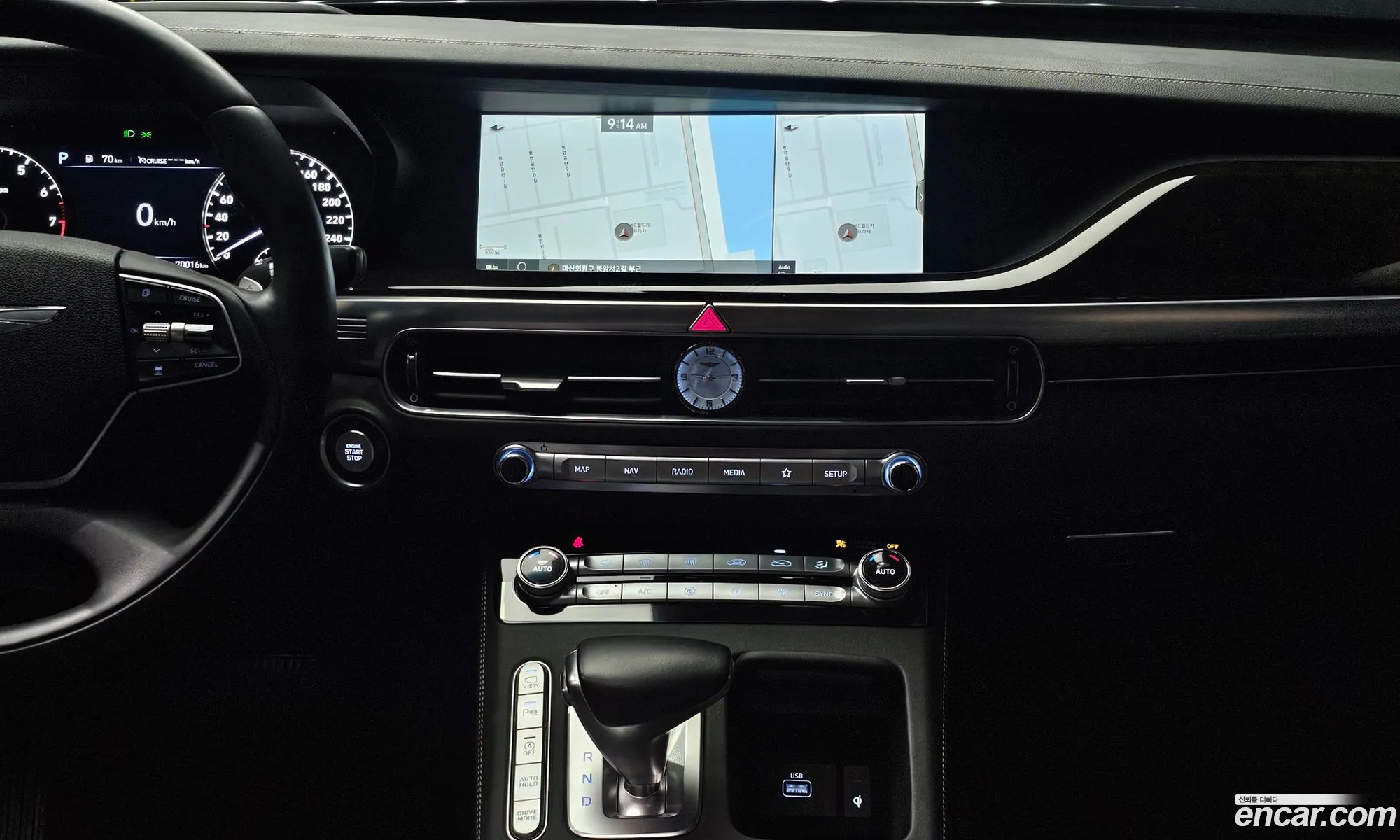 Genesis G90 2021 KMHG141DDMU095662 — 6