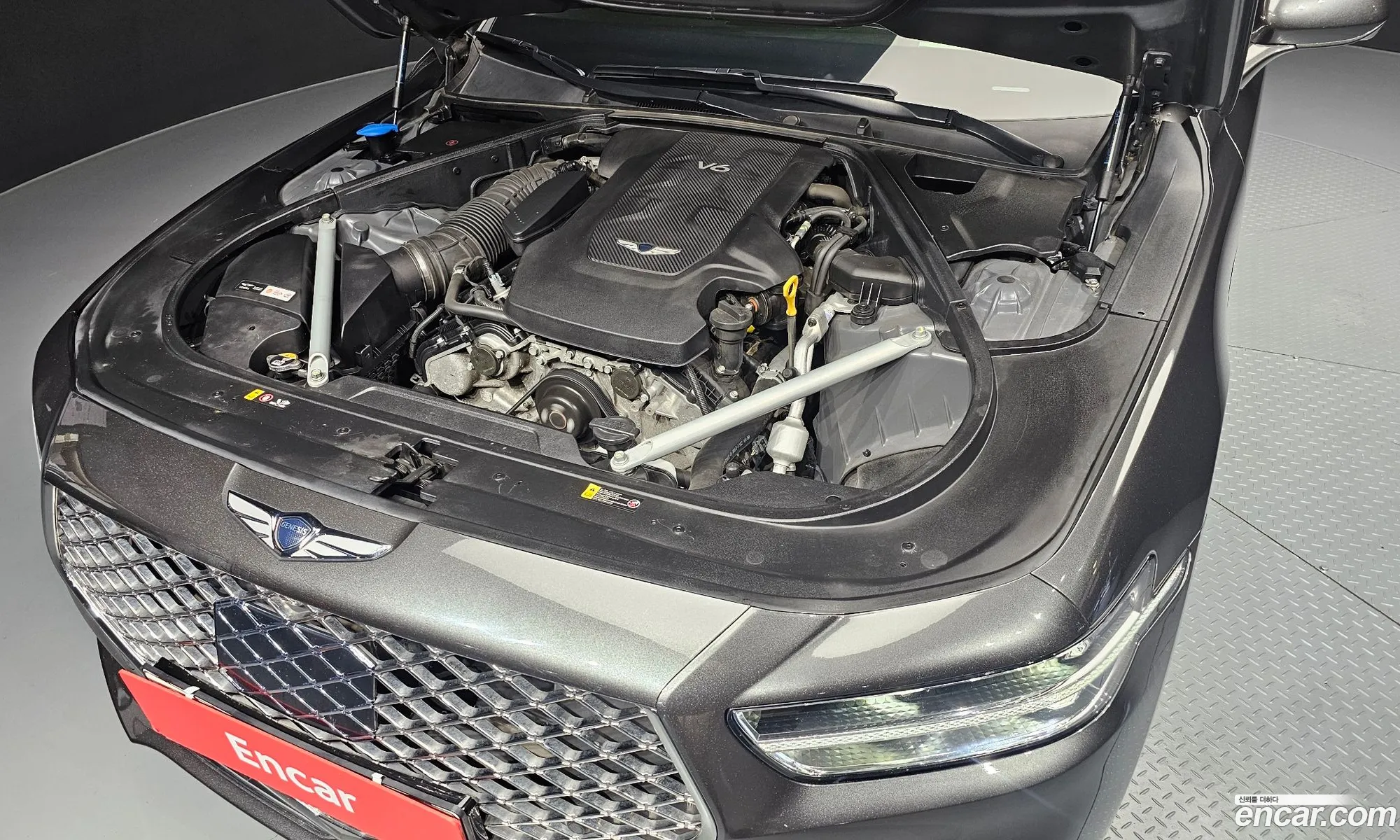 Genesis G90 2021 KMHG141DDMU095662 — 5