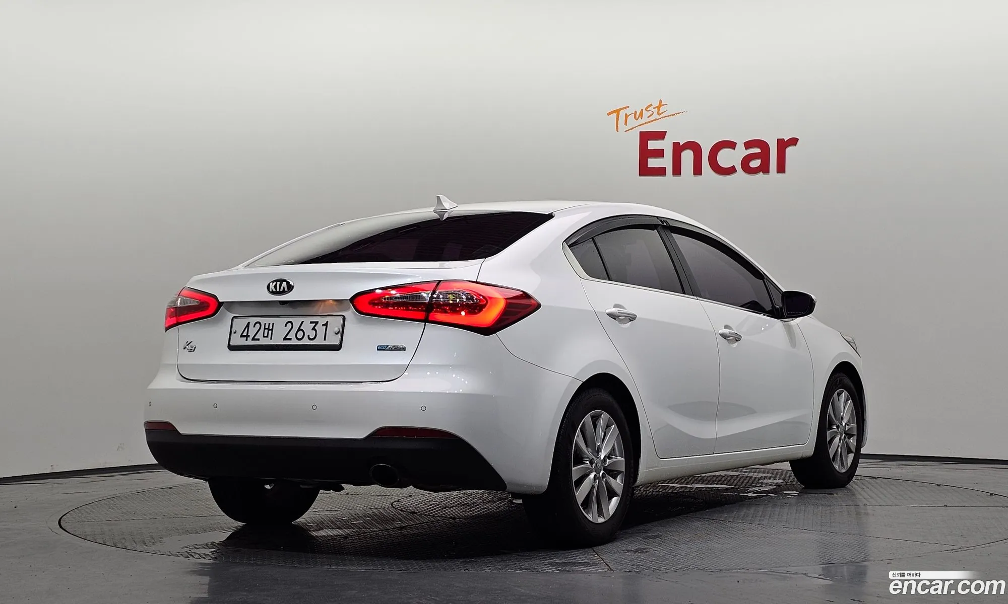 Kia K3 2015 — 30
