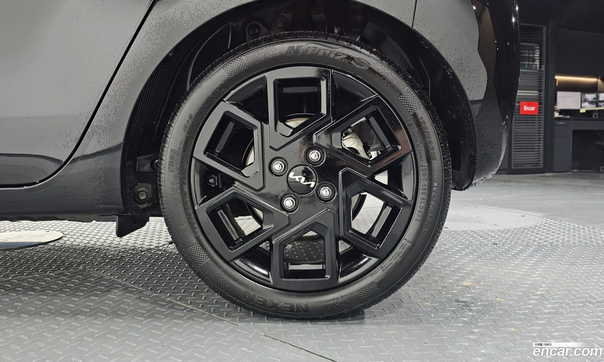 Kia Kia Ray 2024 KNACH811BRT388114 — 18