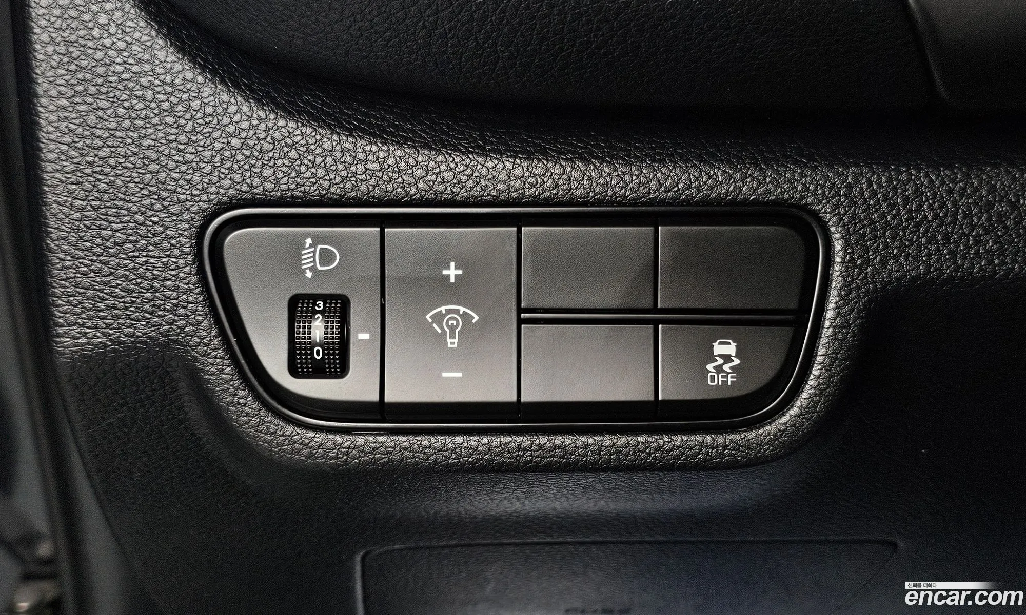 Kia Seltos 2024 KNAER817BRK658591 — 20