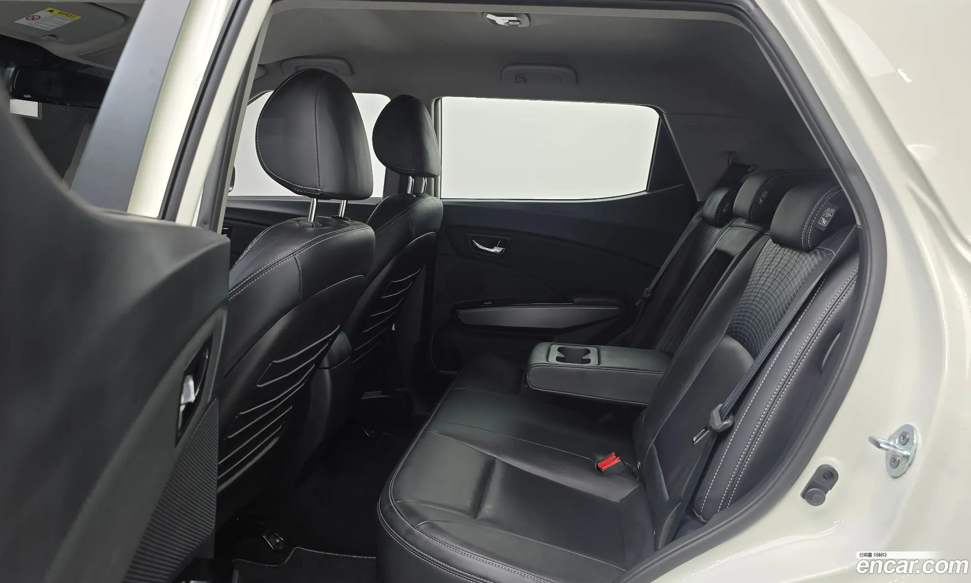 KG Mobility (SsangYong) Tivoli Armour 2018 — 16
