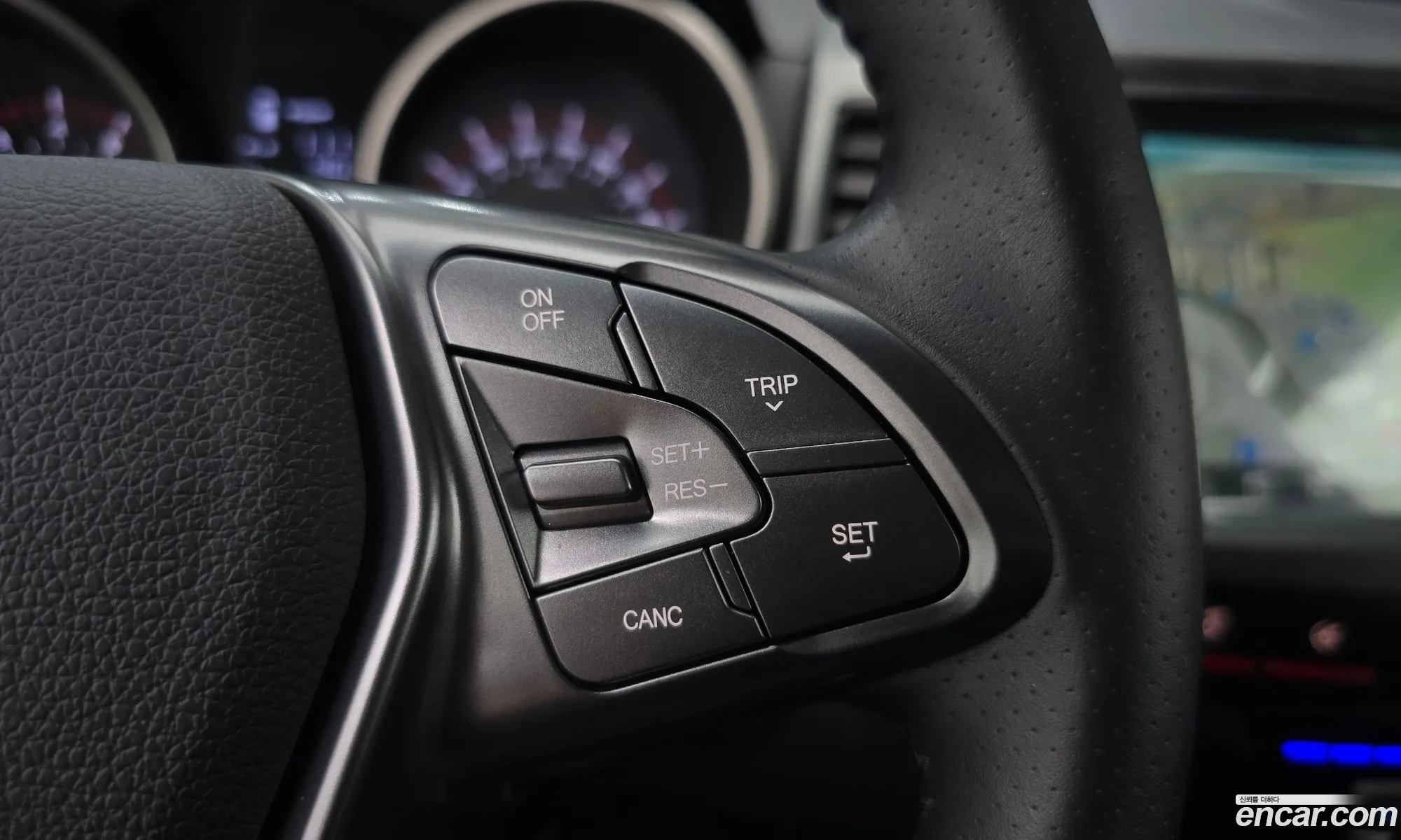 KG Mobility (SsangYong) Tivoli Armour 2018 — 15
