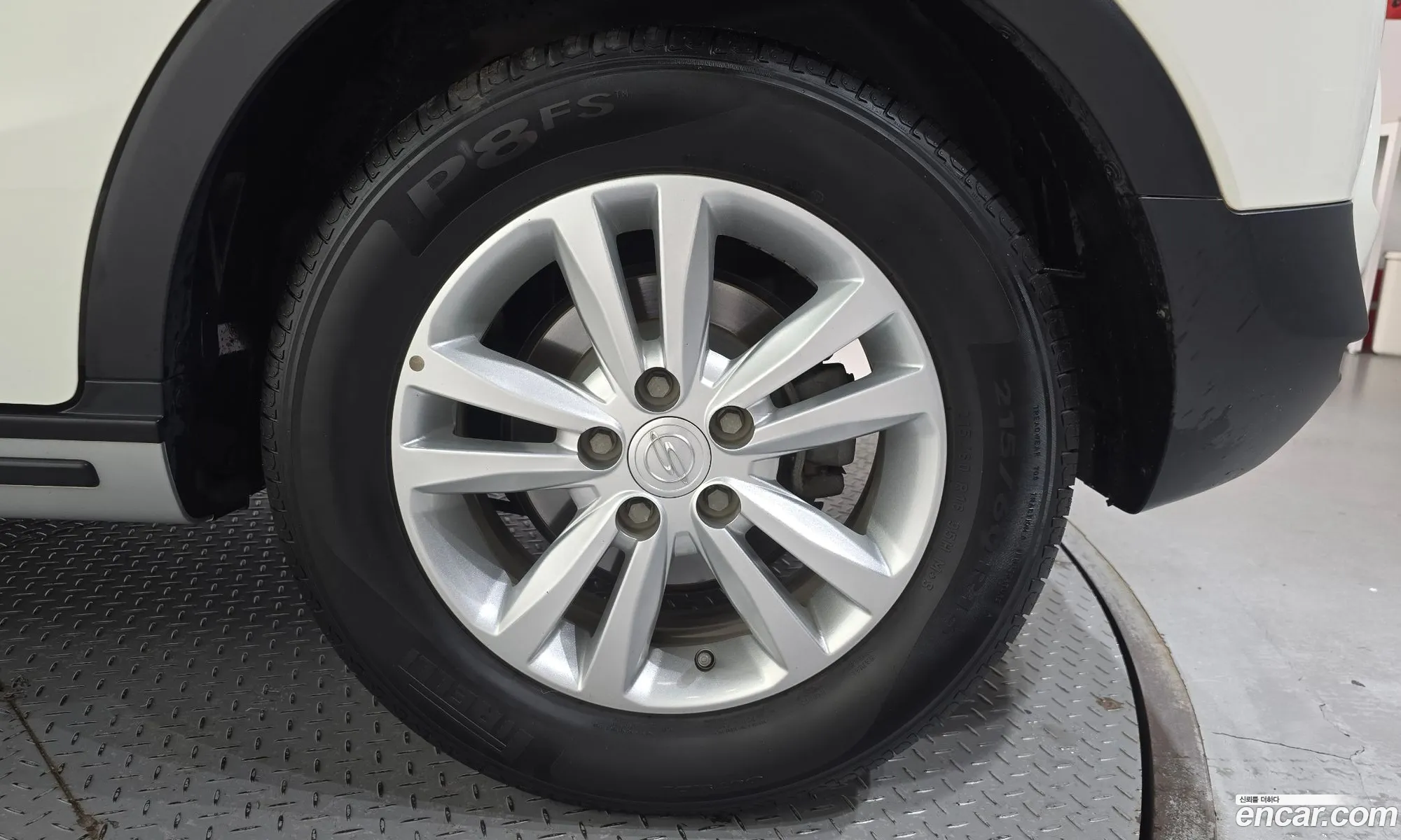 KG Mobility (SsangYong) Tivoli Armour 2018 — 30
