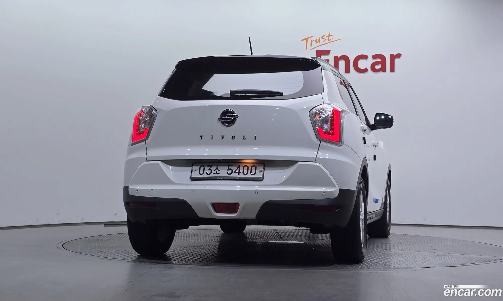KG Mobility (SsangYong) Tivoli Armour 2018 — 14