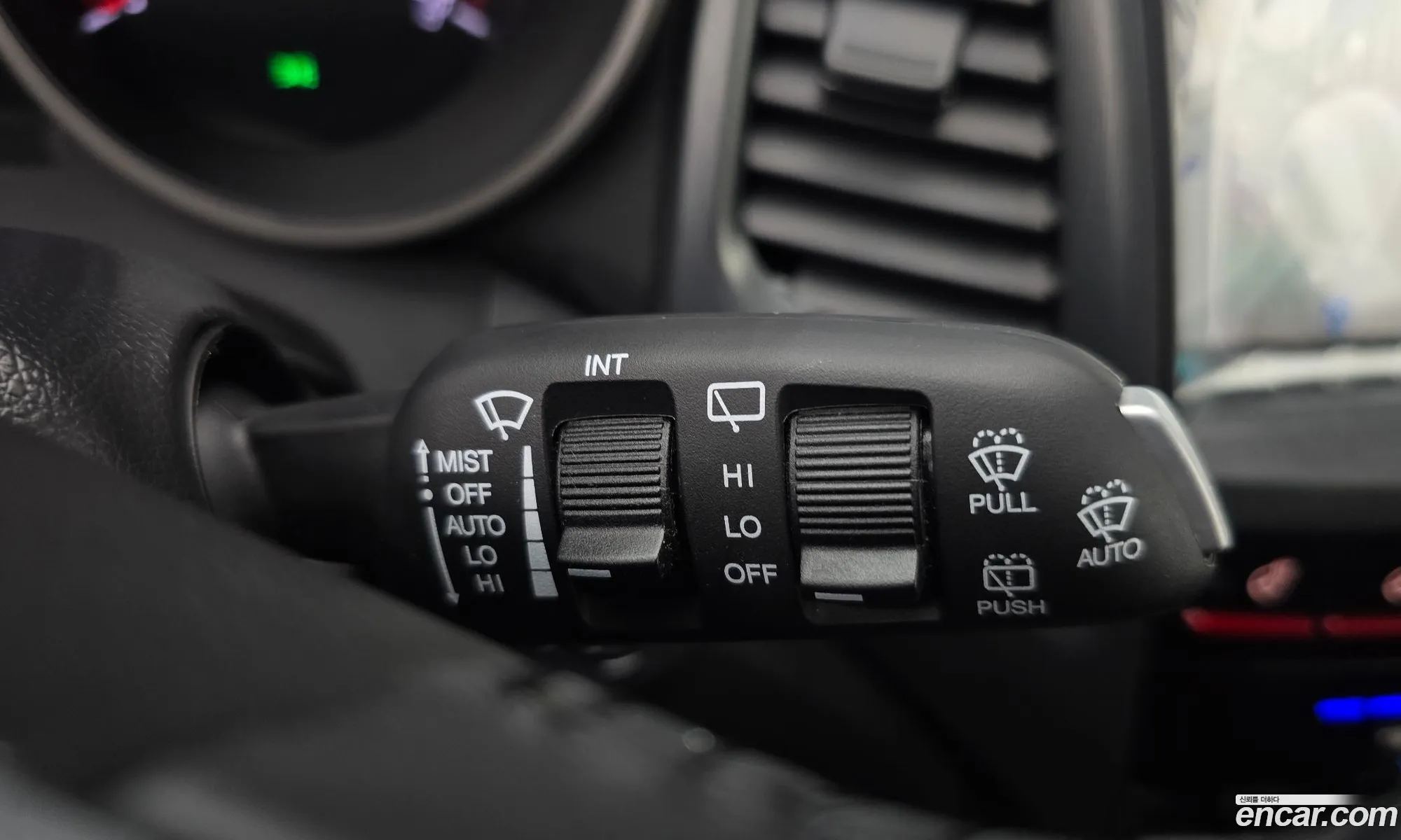 KG Mobility (SsangYong) Tivoli Armour 2018 — 13
