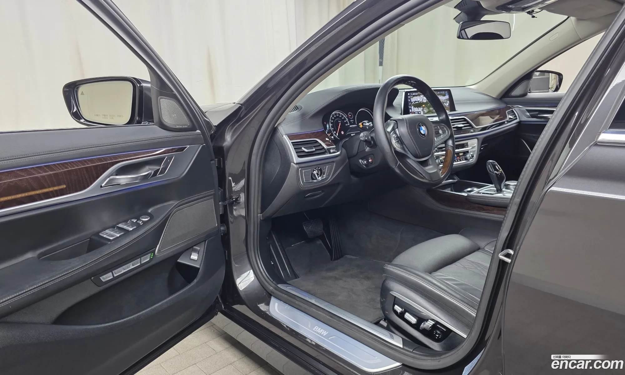 BMW 7 Series 2016 WBA7E4106GGU98368 — 11