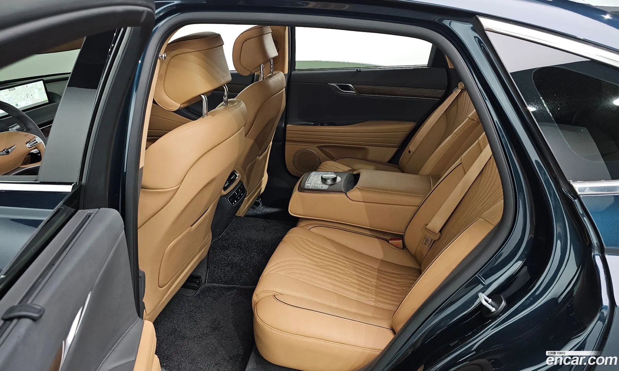 Genesis G80 2023 KMTGB41CDRU200040 — 14
