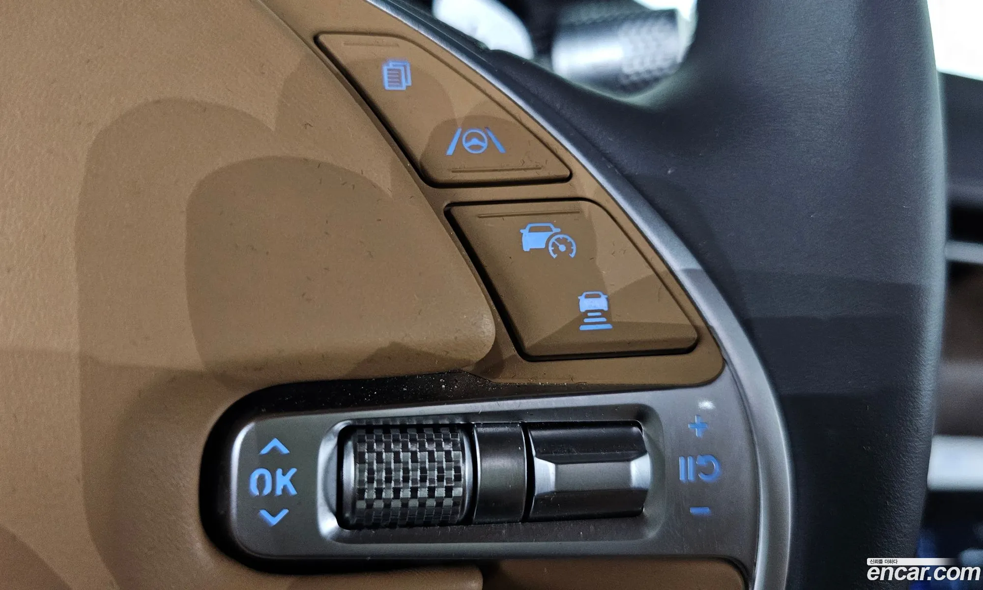 Genesis G80 2023 KMTGB41CDRU200040 — 3