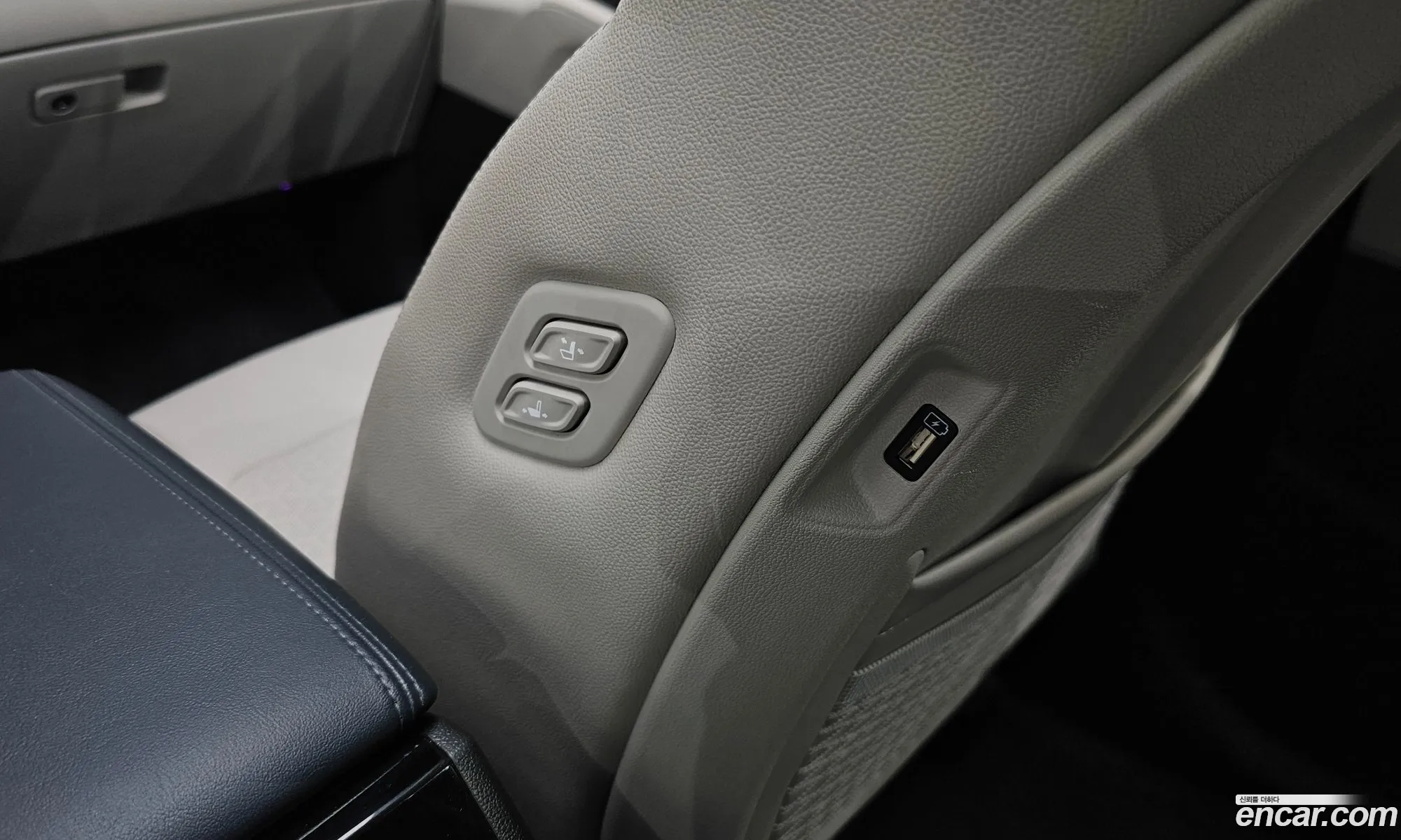 Kia Sorento 2020 KNARK81GBMA019683 — 26