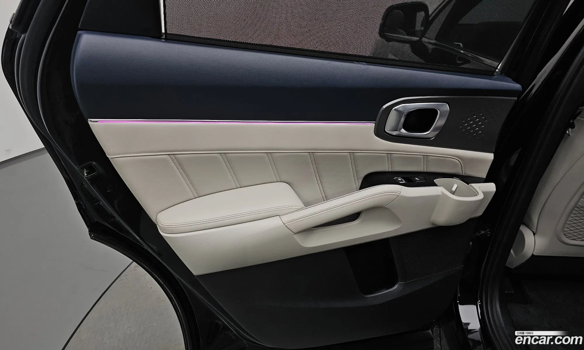 Kia Sorento 2020 KNARK81GBMA019683 — 17