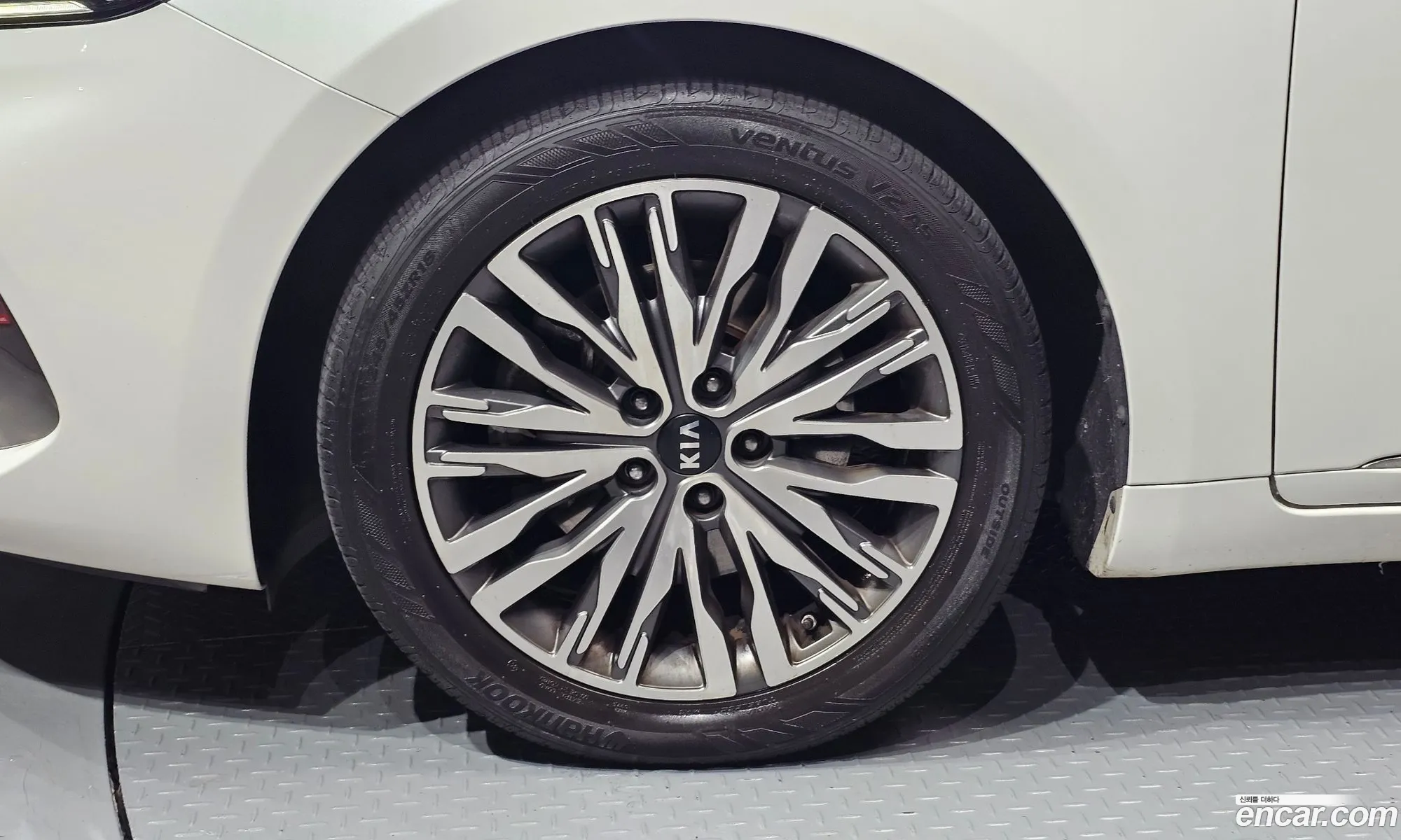 Kia K7 Premier 2019 KNALC41BBLA200355 — 6