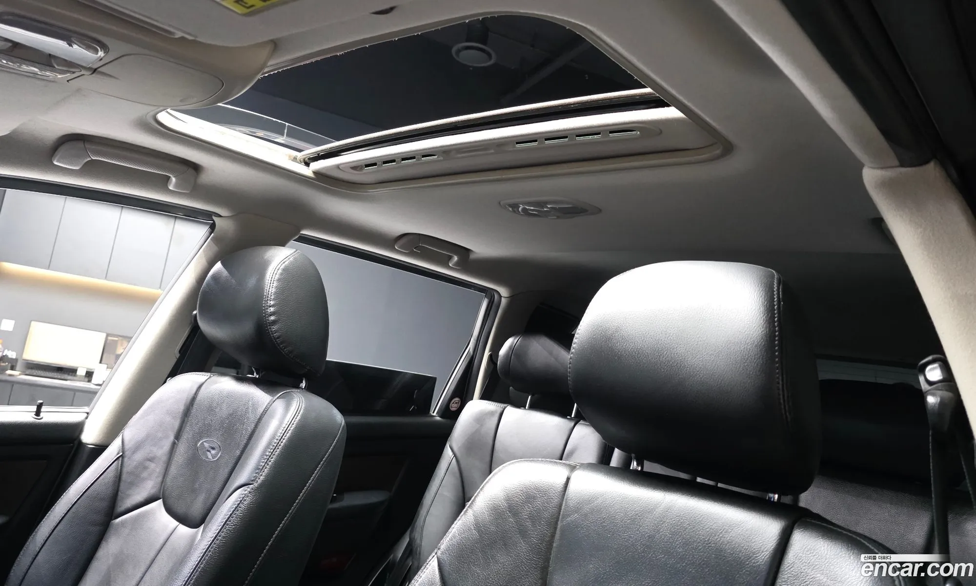 KG Mobility (SsangYong) Rexton W 2013 KPBFA3AN1EP330012 — 15