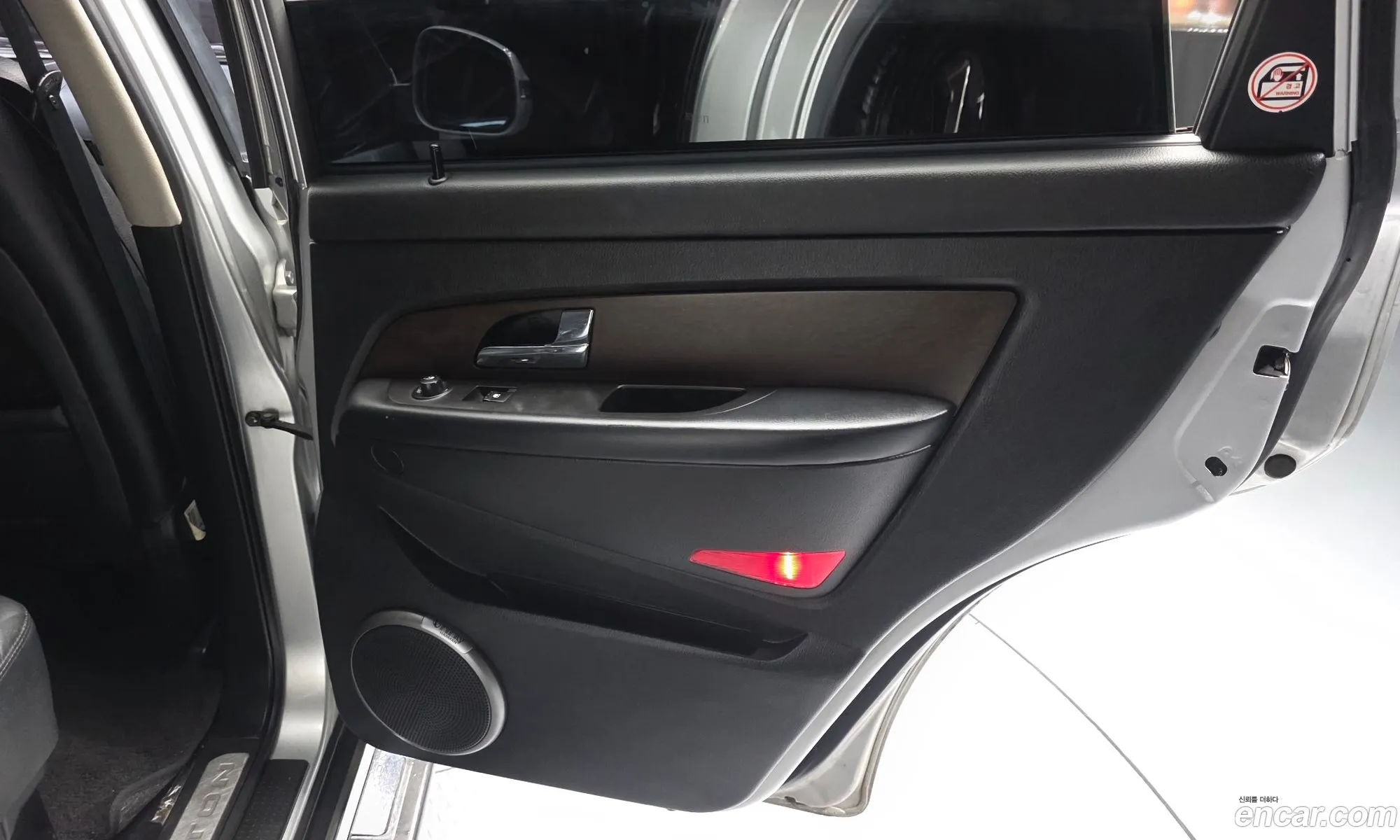 KG Mobility (SsangYong) Rexton W 2013 KPBFA3AN1EP330012 — 23