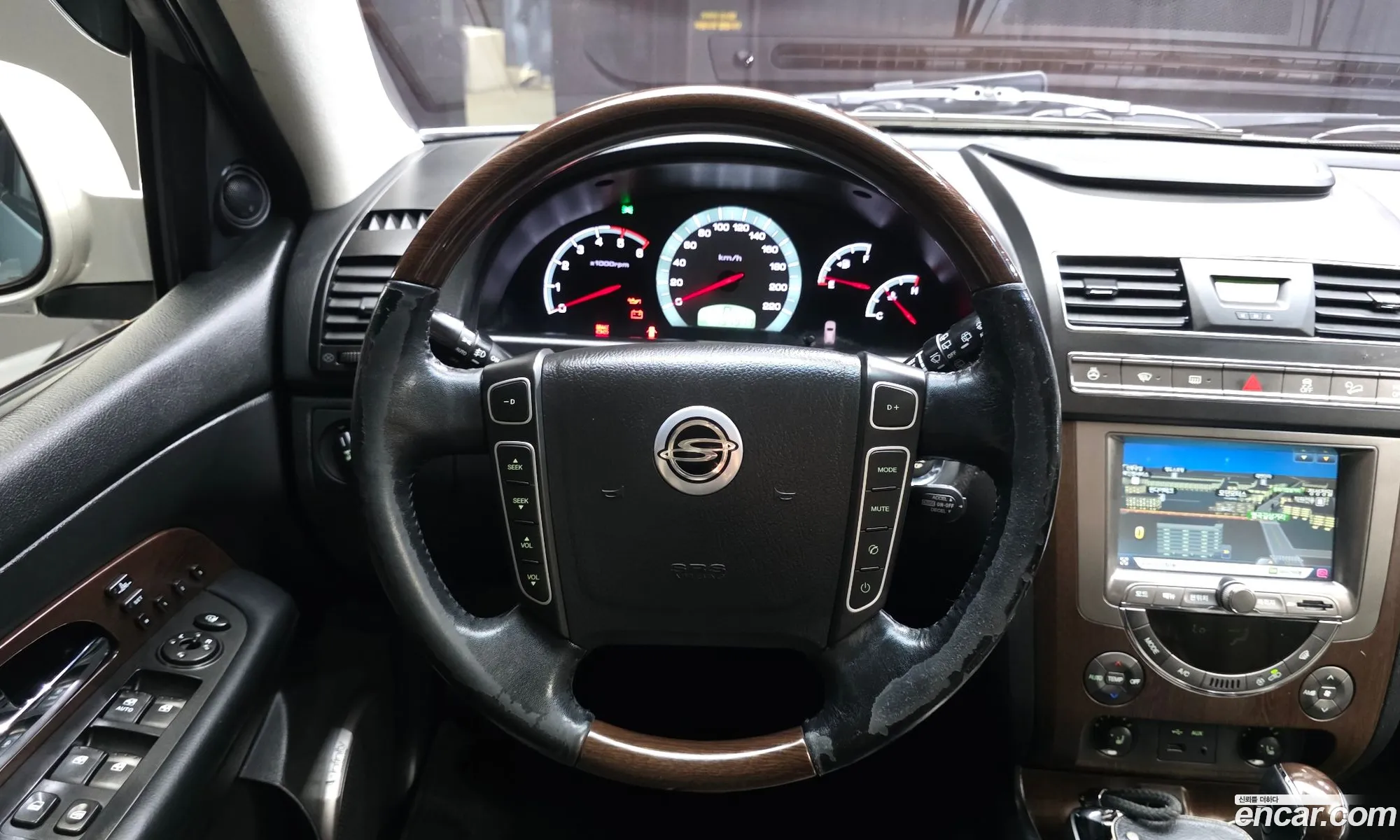 KG Mobility (SsangYong) Rexton W 2013 KPBFA3AN1EP330012 — 8