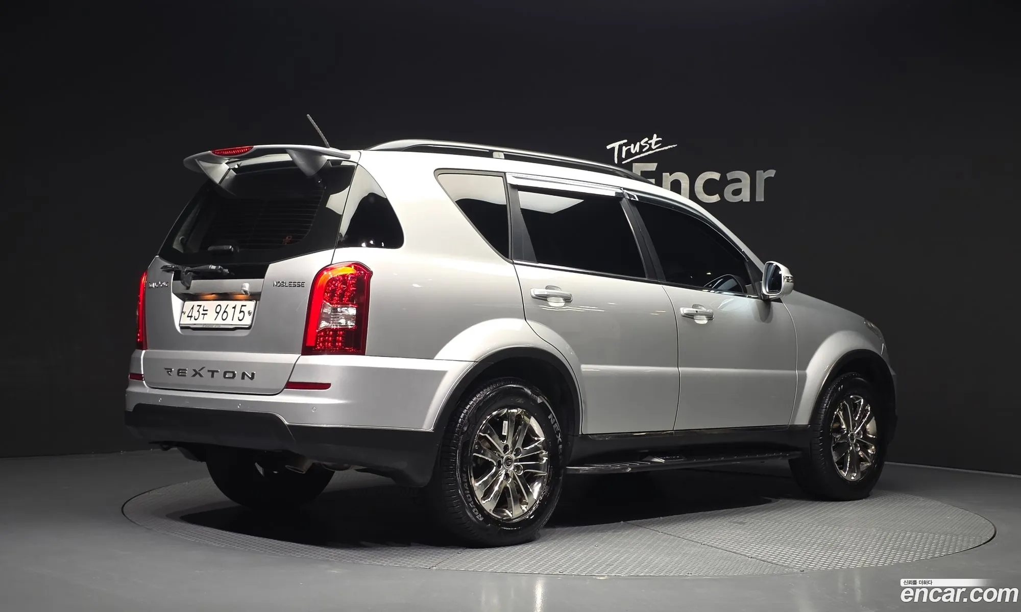 KG Mobility (SsangYong) Rexton W 2013 KPBFA3AN1EP330012 — 10