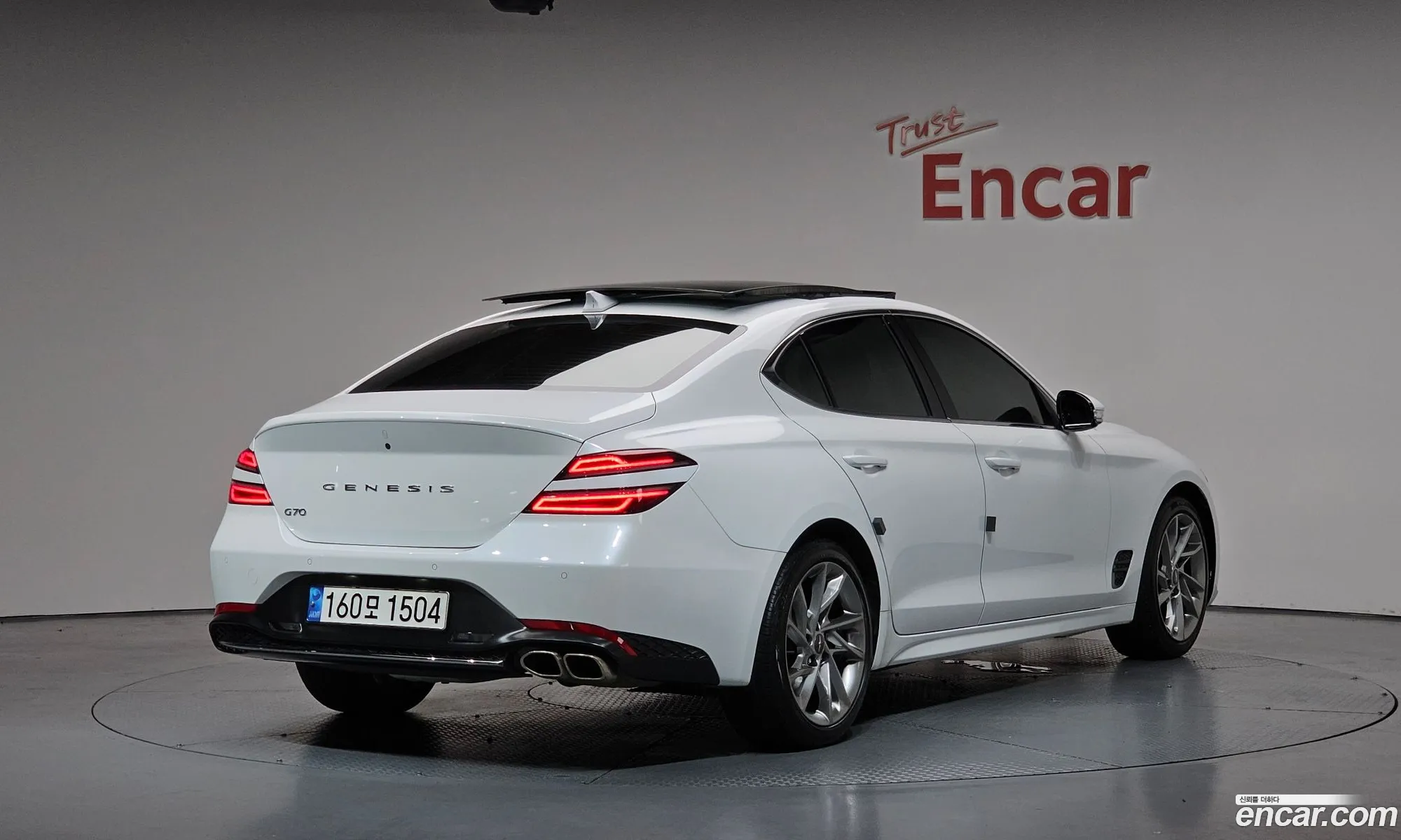 Genesis G70 2021 KMTG341ABMU094104 — 31