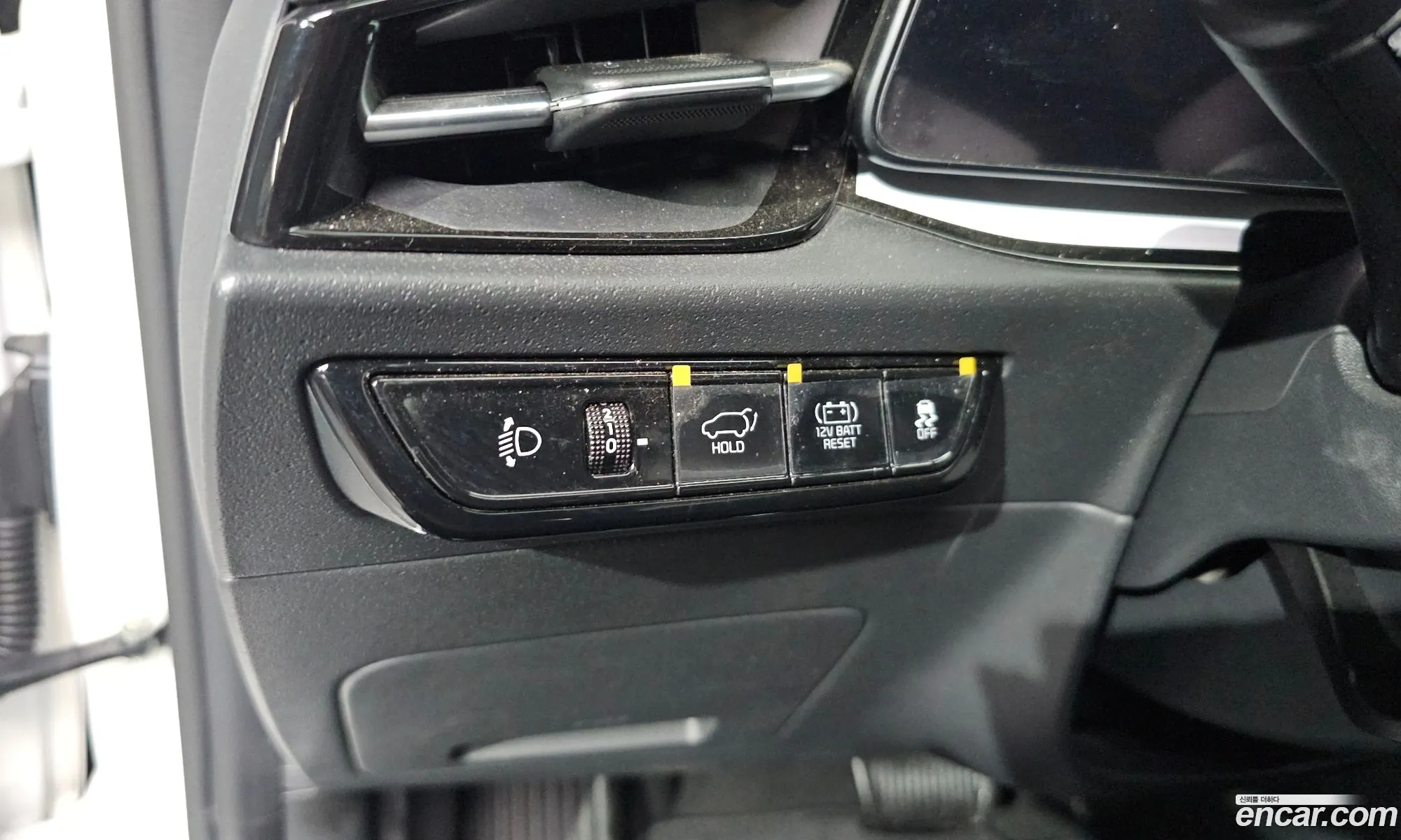 Kia Niro 2022 KNACR81EGNA008171 — 3