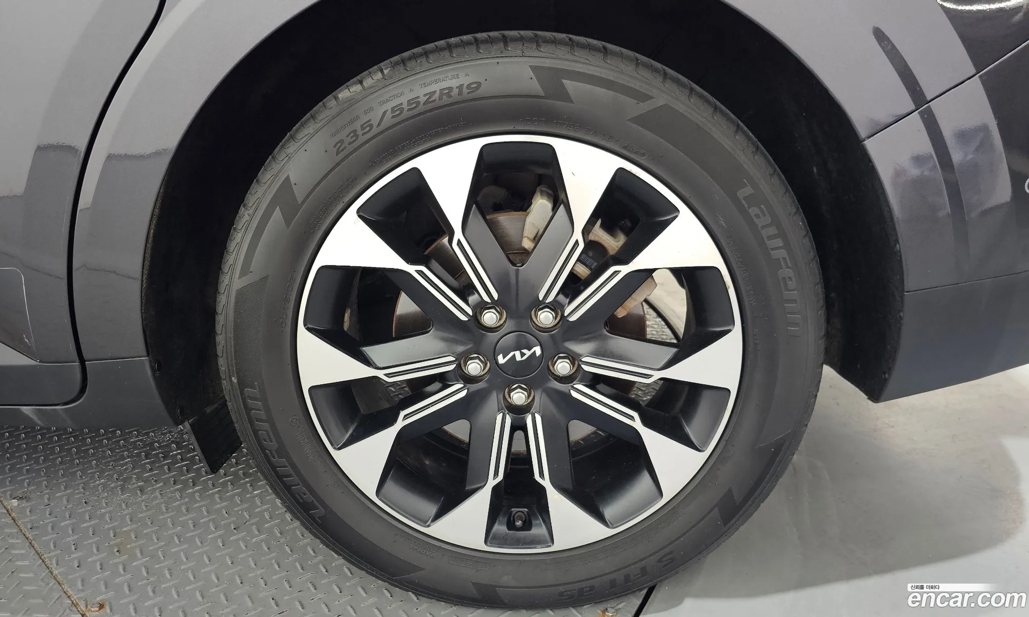 Kia Carnival 2023 KNANE81BBPS353058 — 30