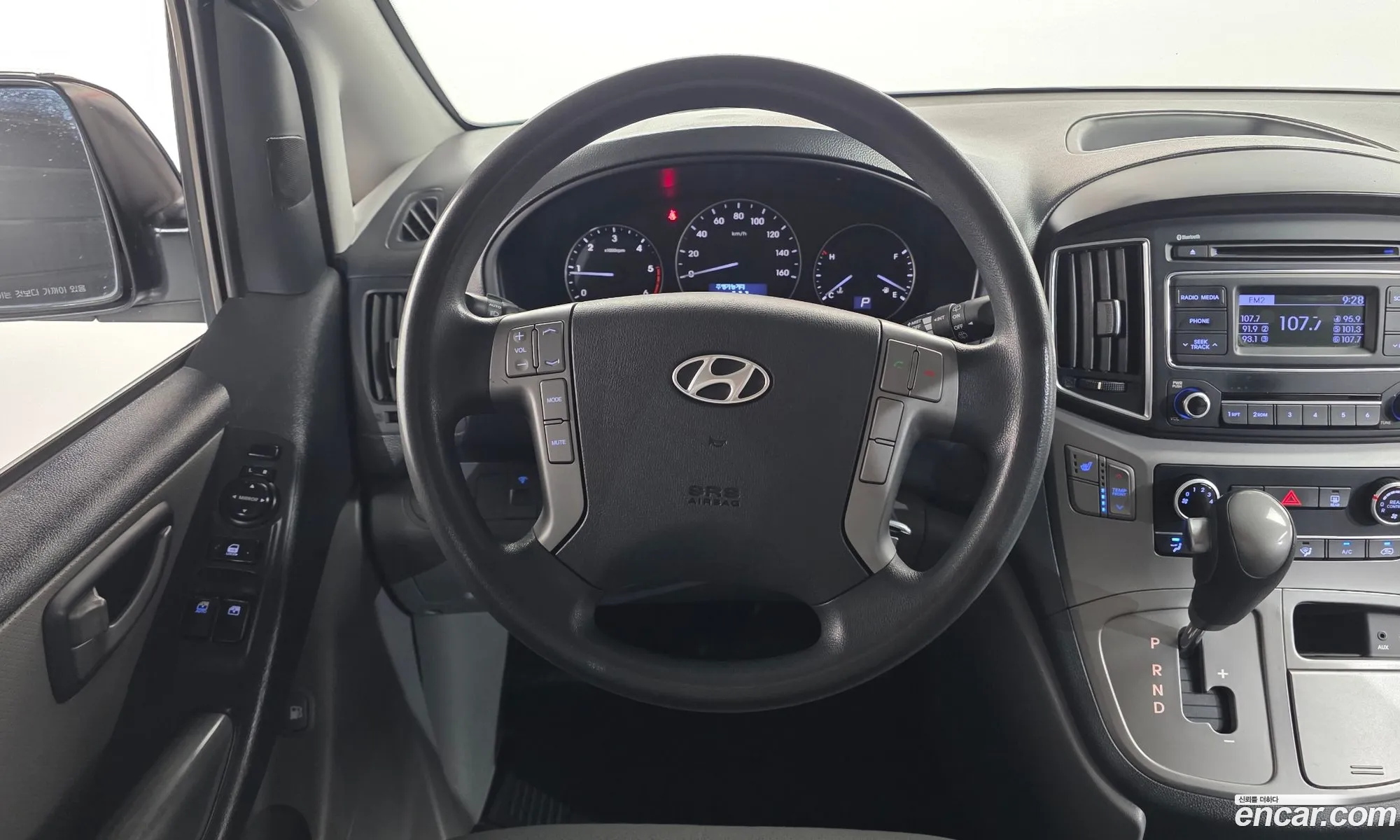 Hyundai Grand Starex 2015 — 4