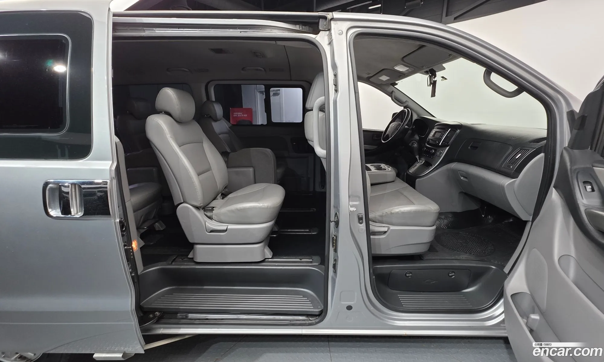 Hyundai Grand Starex 2015 — 7
