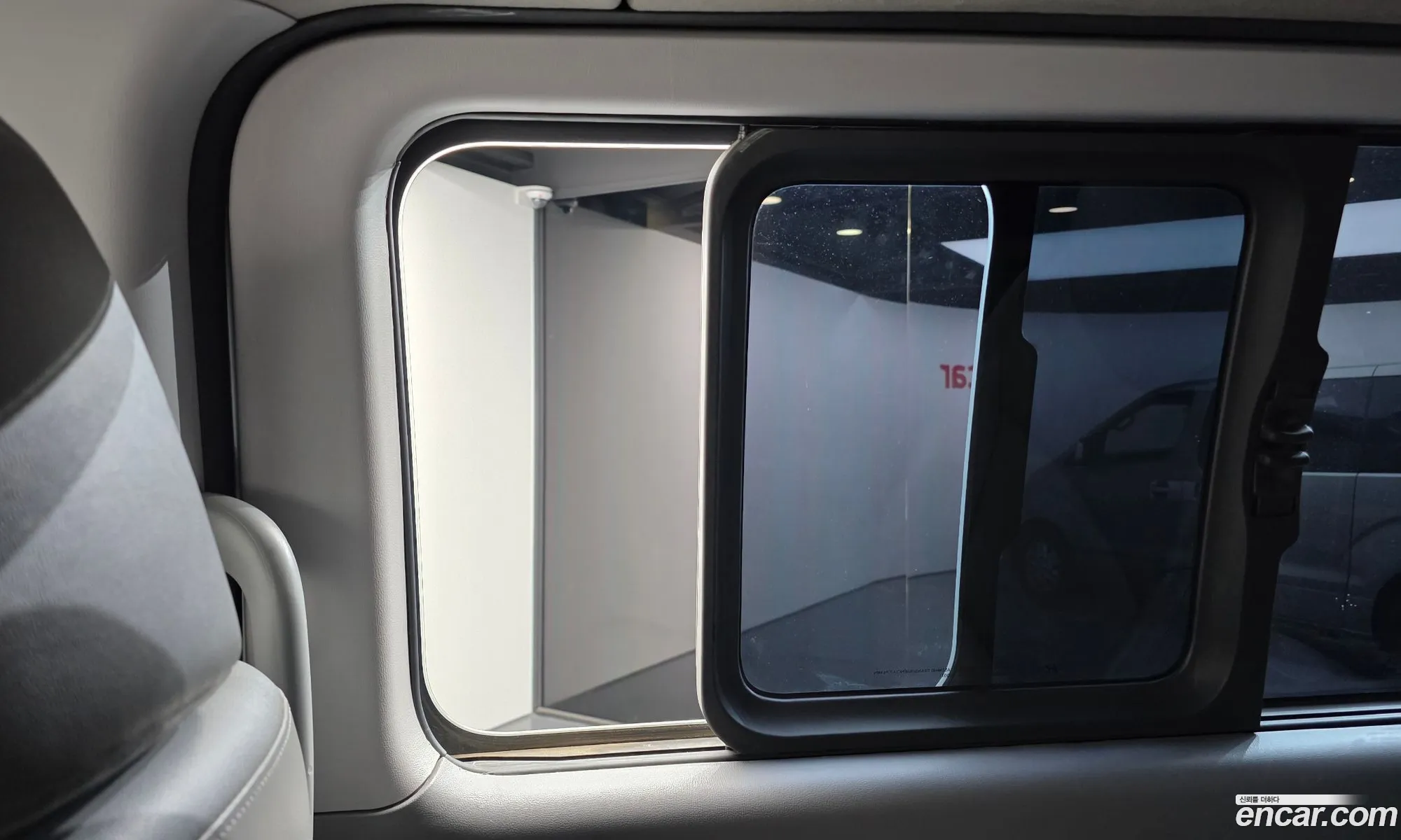 Hyundai Grand Starex 2015 — 20