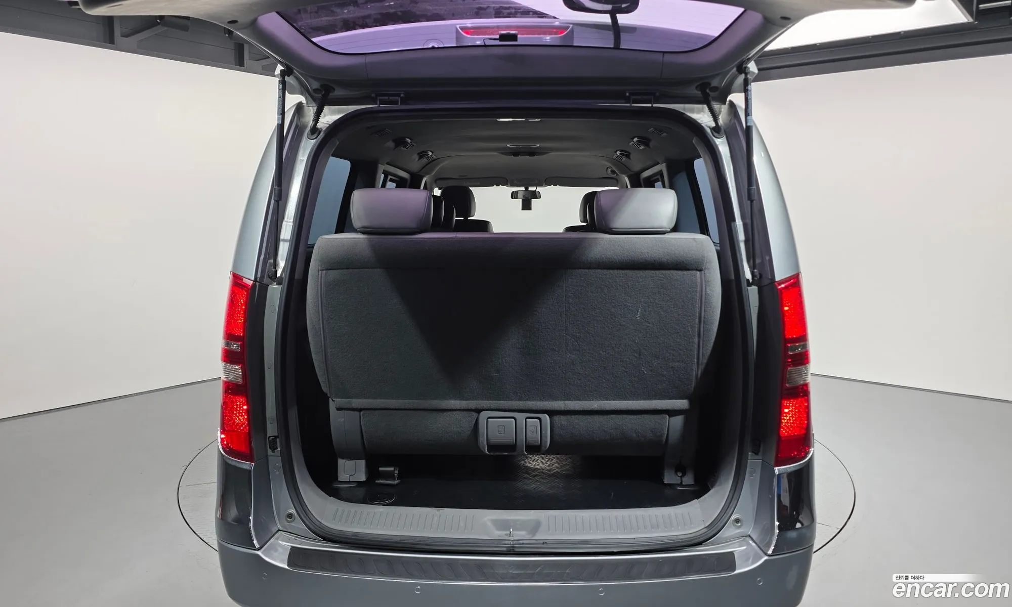 Hyundai Grand Starex 2015 — 3