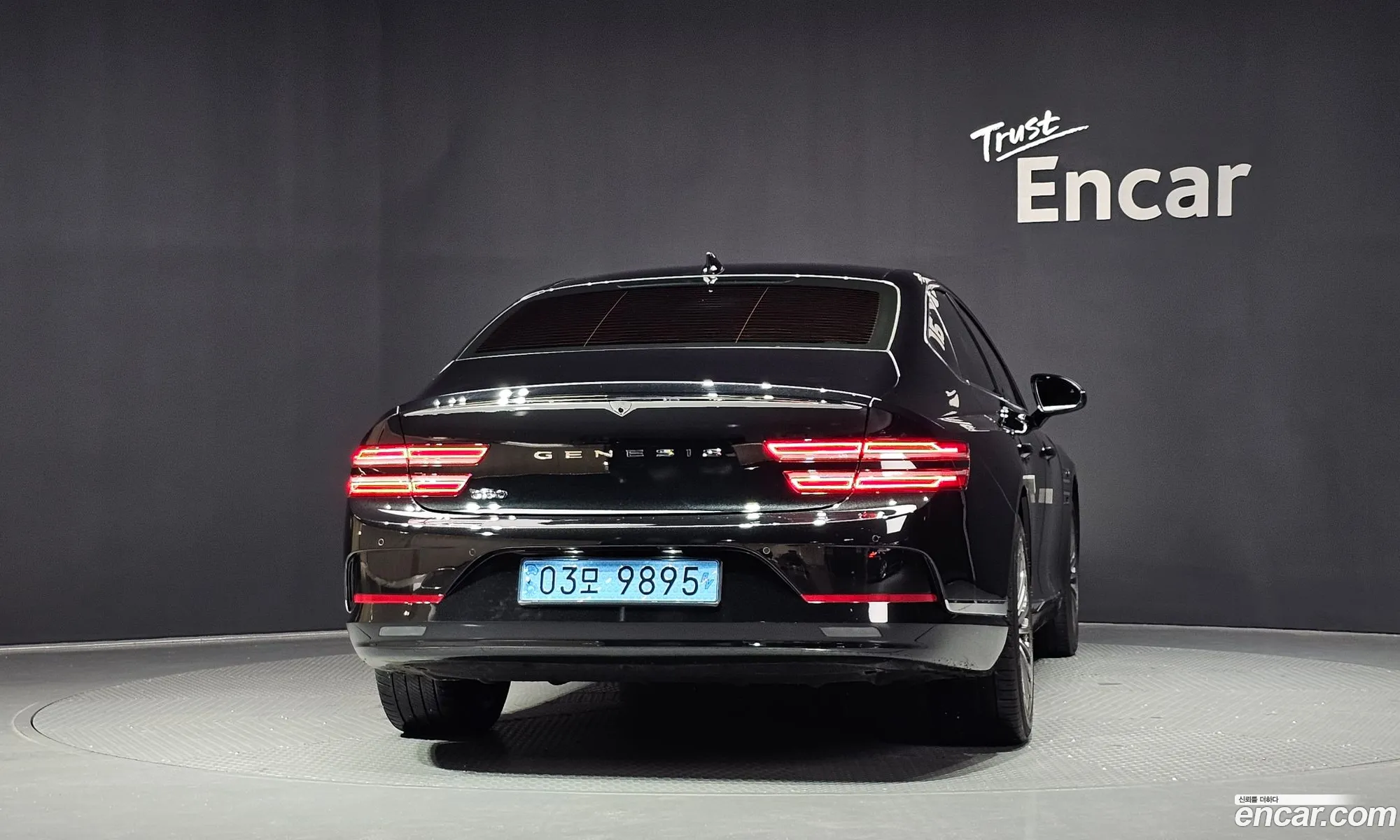 Genesis Electrified G80 2023 — 27