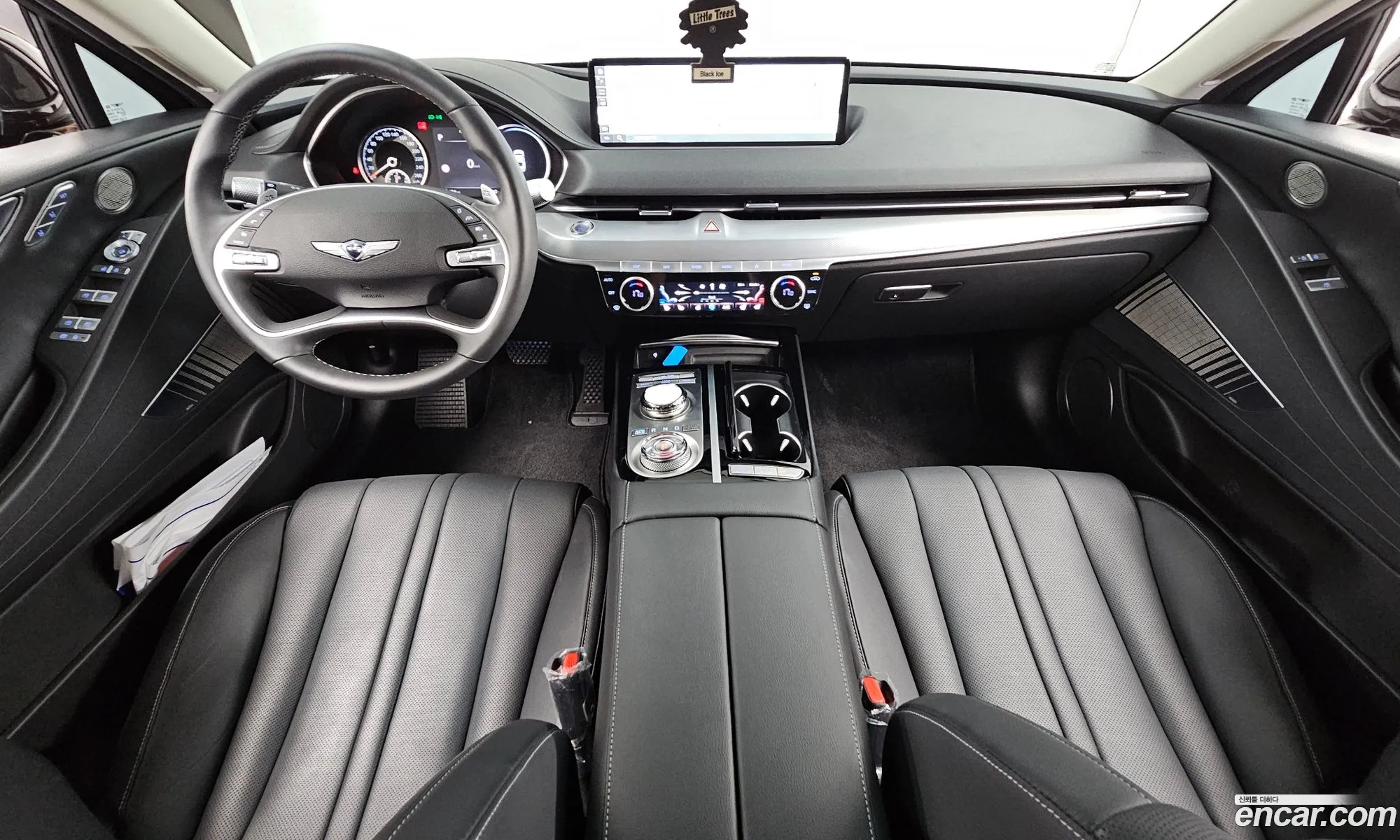 Genesis Electrified G80 2023 — 14