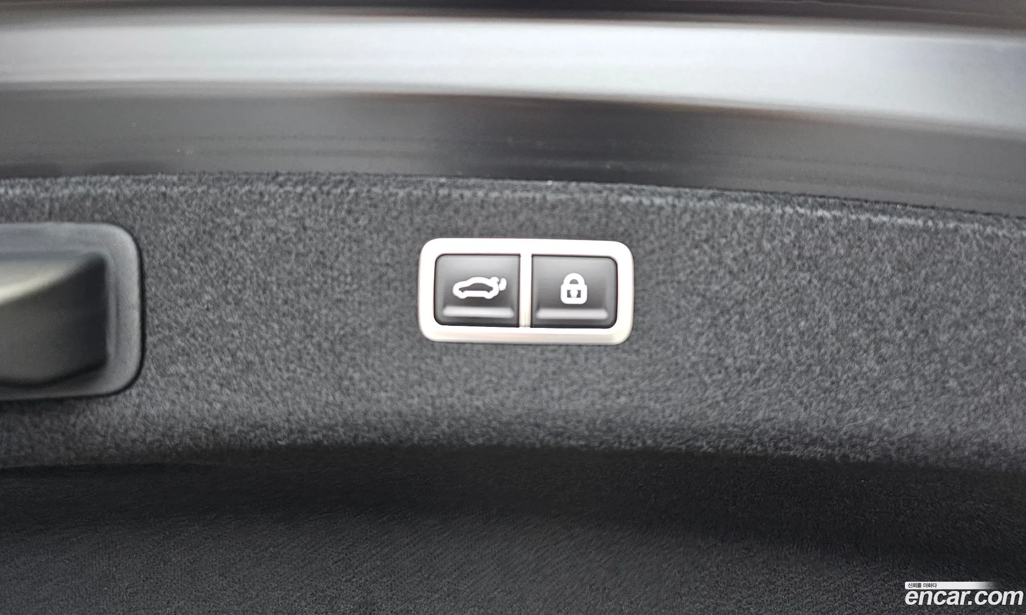 Genesis Electrified G80 2023 — 29