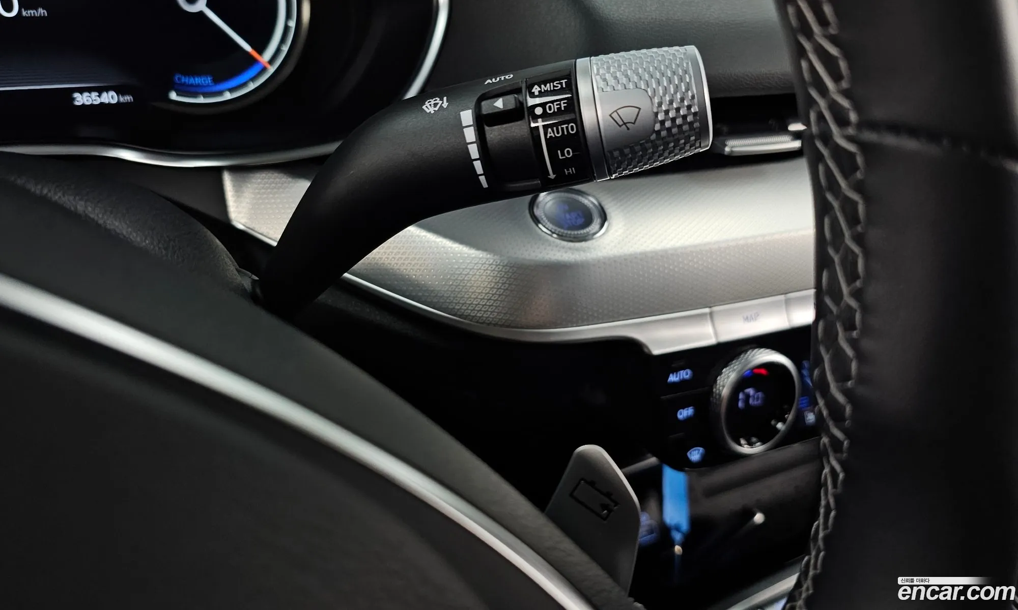 Genesis Electrified G80 2023 — 28