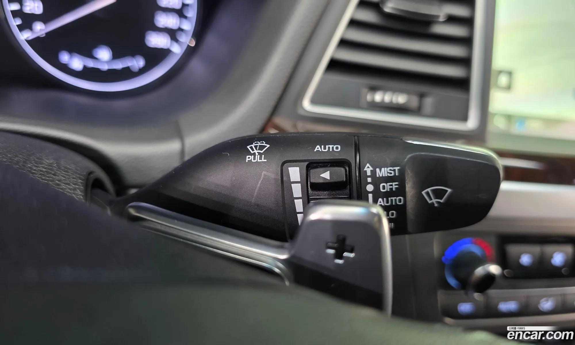 Hyundai Genesis DH