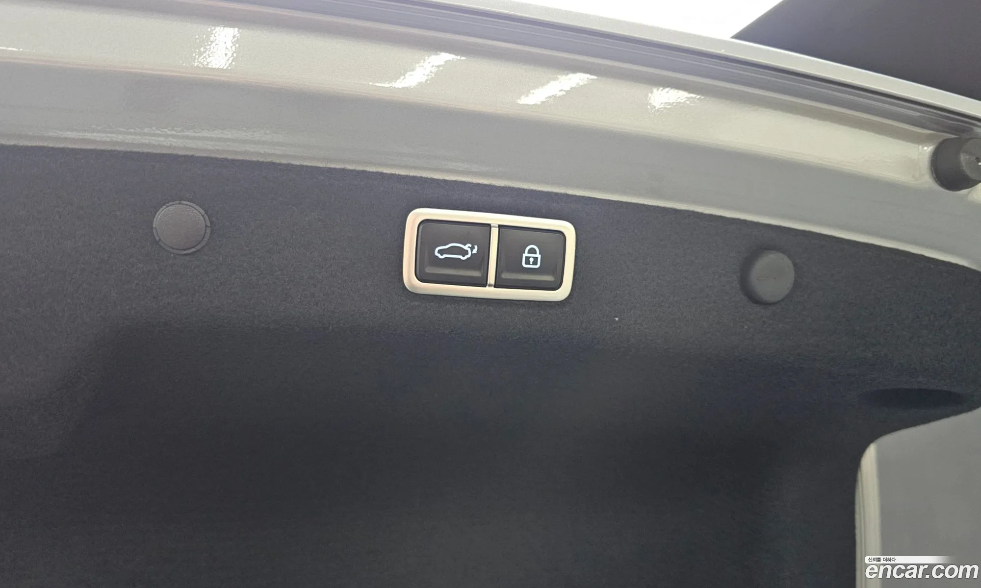 Hyundai Grandeur Hybrid 2023 — 4